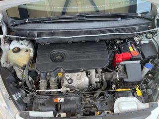 Ford B-Max 2016-thumb-3