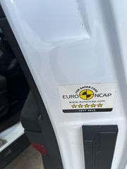 Ford B-Max 2016-thumb-6