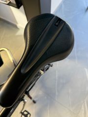 SPECIALIZED-thumb-8
