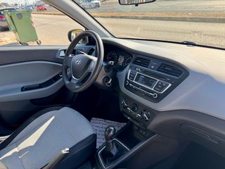 Hyundai i 20 2017 12 Μήνες εγγύηση!!! Έγινε μεγάλο service!!! Πρώτο χέρι!!!-thumb-20