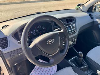 Hyundai i 20 2017 12 Μήνες εγγύηση!!! Έγινε μεγάλο service!!! Πρώτο χέρι!!!-thumb-16