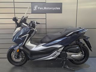 Honda Forza 300 2019-thumb-1
