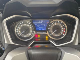 Honda Forza 300 2019-thumb-2