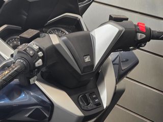 Honda Forza 300 2019-thumb-3
