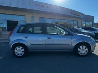 Ford Fiesta 2008-thumb-2