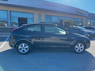 Ford Focus 2008-thumb-2