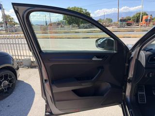 Volkswagen T-Roc 2021-thumb-9