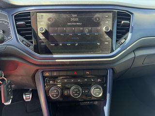 Volkswagen T-Roc 2021-thumb-17