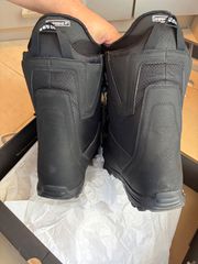 Burton moto-thumb-2