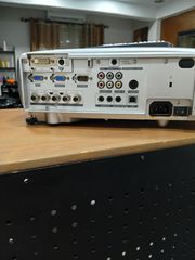 Hitachi projector-thumb-2