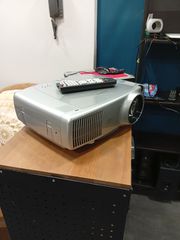 Hitachi projector-thumb-3