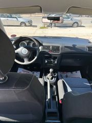 Volkswagen Golf 2003-thumb-4