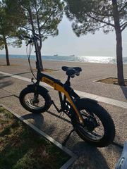 Σπαστό - Αναδιπλούμενο Ducati 2026 Scrambler
