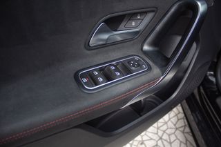 Mercedes-Benz A 180 2022 Sedan Amg line | Ελληνικό | Πλήρες αρχείο-thumb-13