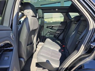 Land Rover Range Rover 2022 EVOQUE D200 R-DYNAMIC HSE AWD-thumb-10