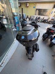 Piaggio Beverly 400 2023 HPE DEEP BLACK-thumb-1