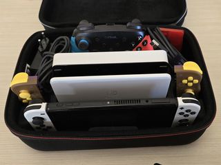 Nintendo Switch OLED-thumb-1