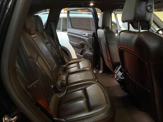 Porsche Cayenne 2015 S E-HYBRID-PANORAMA-GTS PACKET-MATRIX LED-thumb-37