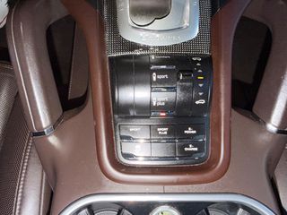 Porsche Cayenne 2015 S E-HYBRID-PANORAMA-GTS PACKET-MATRIX LED-thumb-50