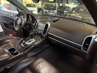 Porsche Cayenne 2015 S E-HYBRID-PANORAMA-GTS PACKET-MATRIX LED-thumb-35