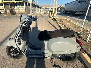 Vespa GTS Super Tech 300 2019 GTS  300 SuperTech-thumb-4