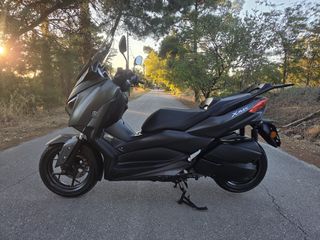 Yamaha XMAX 300 2019-thumb-4