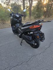 Yamaha XMAX 300 2019-thumb-5