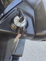 Kymco Downtown 300i 2011-thumb-19