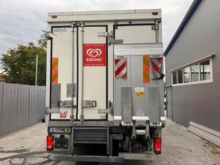 Ψυγείο Mercedes-Benz 2006 Atego 1023-thumb-4