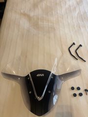 Ζελατίνα givi nmax 155