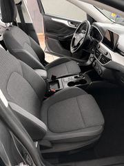 Ford Focus 2020 sadan-thumb-6
