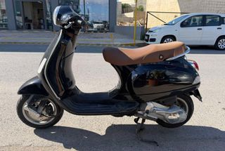 Piaggio Vespa LX 150 2008-thumb-2