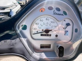Piaggio Vespa LX 150 2008-thumb-3