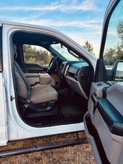 Ford F 150 2017 XLT-thumb-11