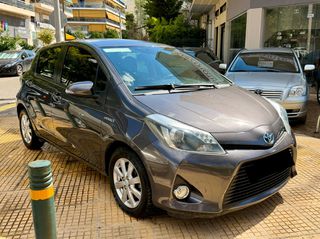 Toyota Yaris 2013 FACELIFT FULL EXTRA 1.5  100HP Hybrid e-CVT-thumb-1
