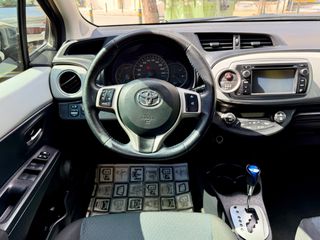 Toyota Yaris 2013 FACELIFT FULL EXTRA 1.5  100HP Hybrid e-CVT-thumb-10
