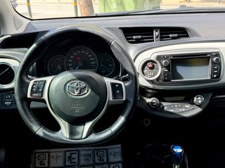 Toyota Yaris 2013 FACELIFT FULL EXTRA 1.5  100HP Hybrid e-CVT-thumb-11