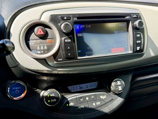 Toyota Yaris 2013 FACELIFT FULL EXTRA 1.5  100HP Hybrid e-CVT-thumb-15