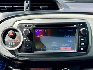Toyota Yaris 2013 FACELIFT FULL EXTRA 1.5  100HP Hybrid e-CVT-thumb-16