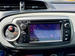 Toyota Yaris 2013 FACELIFT FULL EXTRA 1.5  100HP Hybrid e-CVT-thumb-20
