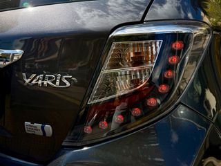 Toyota Yaris 2013 FACELIFT FULL EXTRA 1.5  100HP Hybrid e-CVT-thumb-32