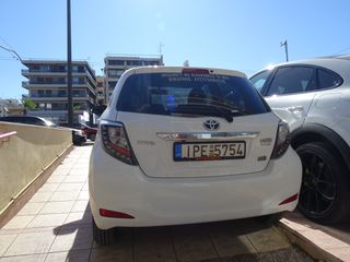 Toyota Yaris 2013 1.5 HYBRID ΑΝΤΙΠΡΟΣΩΠΕΙΑΣ-thumb-3