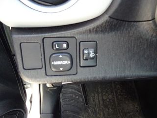 Toyota Yaris 2013 1.5 HYBRID ΑΝΤΙΠΡΟΣΩΠΕΙΑΣ-thumb-7