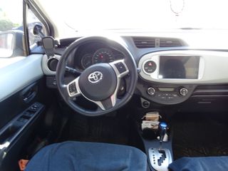 Toyota Yaris 2013 1.5 HYBRID ΑΝΤΙΠΡΟΣΩΠΕΙΑΣ-thumb-10