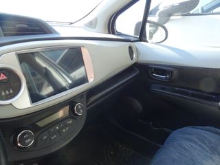 Toyota Yaris 2013 1.5 HYBRID ΑΝΤΙΠΡΟΣΩΠΕΙΑΣ-thumb-13