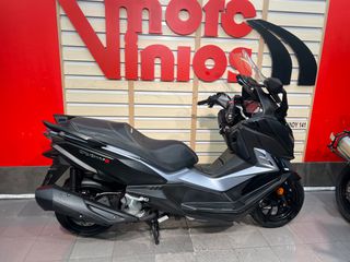 Sym Cruisym 300 2023 A-thumb-1