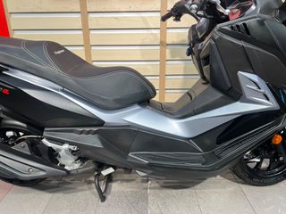 Sym Cruisym 300 2023 A-thumb-7