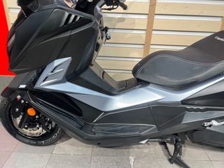 Sym Cruisym 300 2023 A-thumb-17