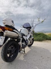 Honda VFR 800 2004 vtec-thumb-4