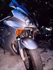 Honda VFR 800 2004 vtec-thumb-31